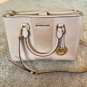 Michael Kors - Dusty Pink Rose Gold Handbag
